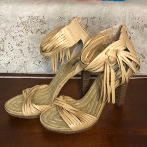 Carlos Santana Villa Leather Tan Heels Sz. 7.5 M